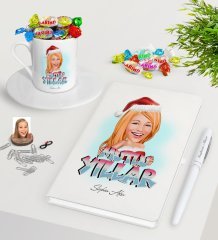 Kişiye Özel Kadın Yeni Yıl Karikatürlü Beyaz Defter Kalem Türk Kahvesi Fincanı ve Haribo Şeker Hediye Seti-3