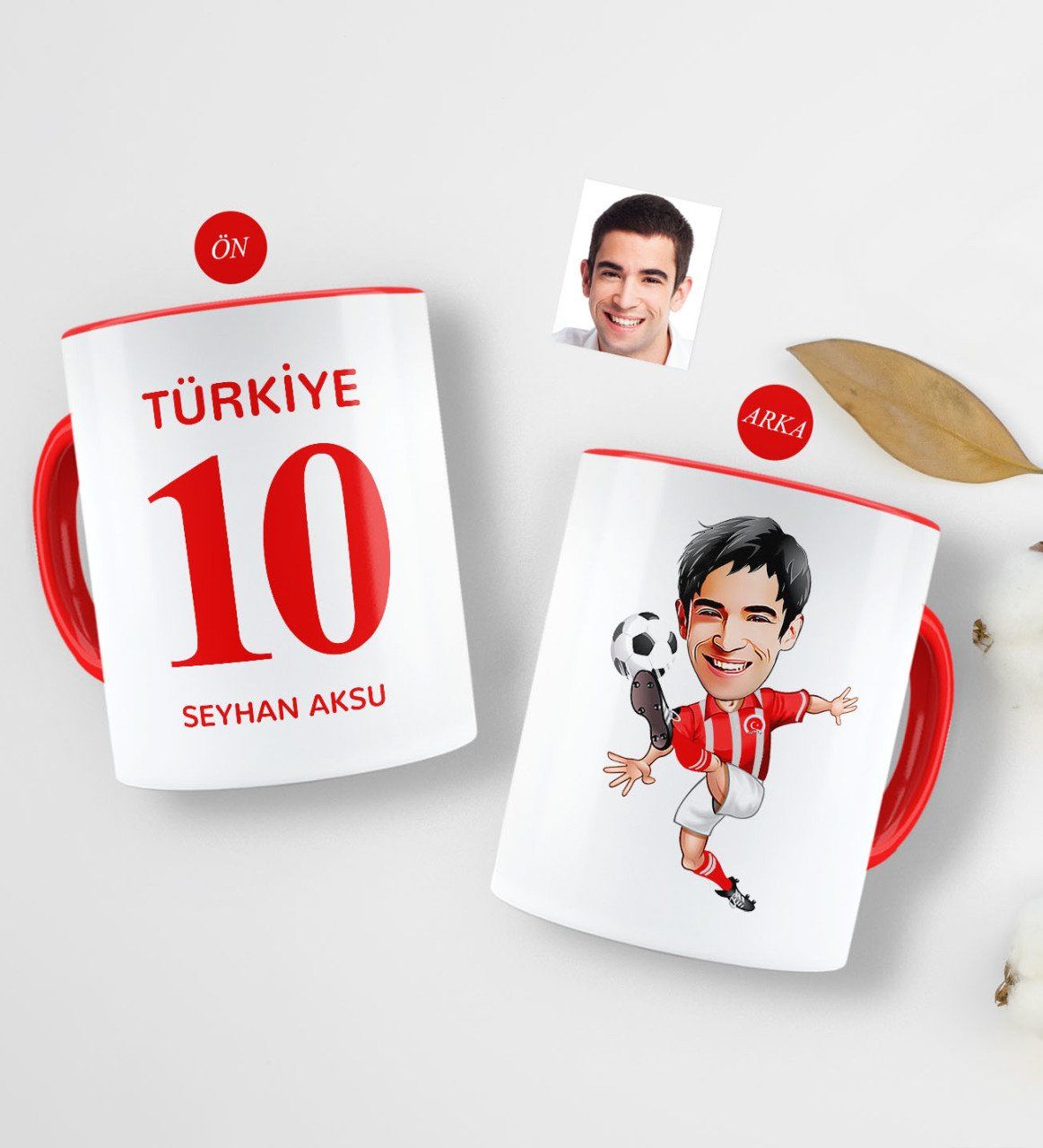 Kişiye Özel Türkiye Milli Takım Formalı Futbolcu Karikatürlü Kırmızı Kupa Bardak-1