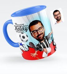 Kişiye Özel Bay Futbolcu Siyah Beyaz Karikatürlü Mavi Kupa Bardak - 1