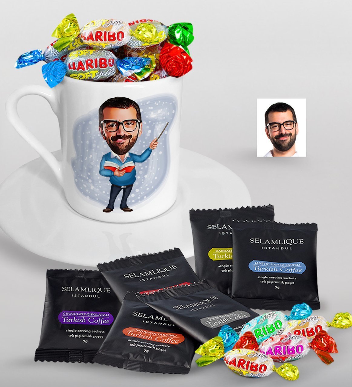 Kişiye Özel Bay Öğretmen Karikatürlü Türk Kahvesi Fincanı Selamlique Karışık Türk Kahvesi ve Haribo Şeker Hediye Seti-4