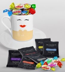 Kişiye Özel Sevgililer Günü Türk Kahvesi Fincanı Selamlique Karışık Türk Kahvesi ve Haribo Şeker Hediye Seti-100