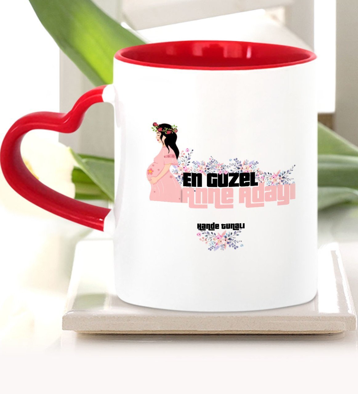 Kişiye Özel En Güzel Anne Adayı Kırmızı Kalpli Kupa Bardak - 2