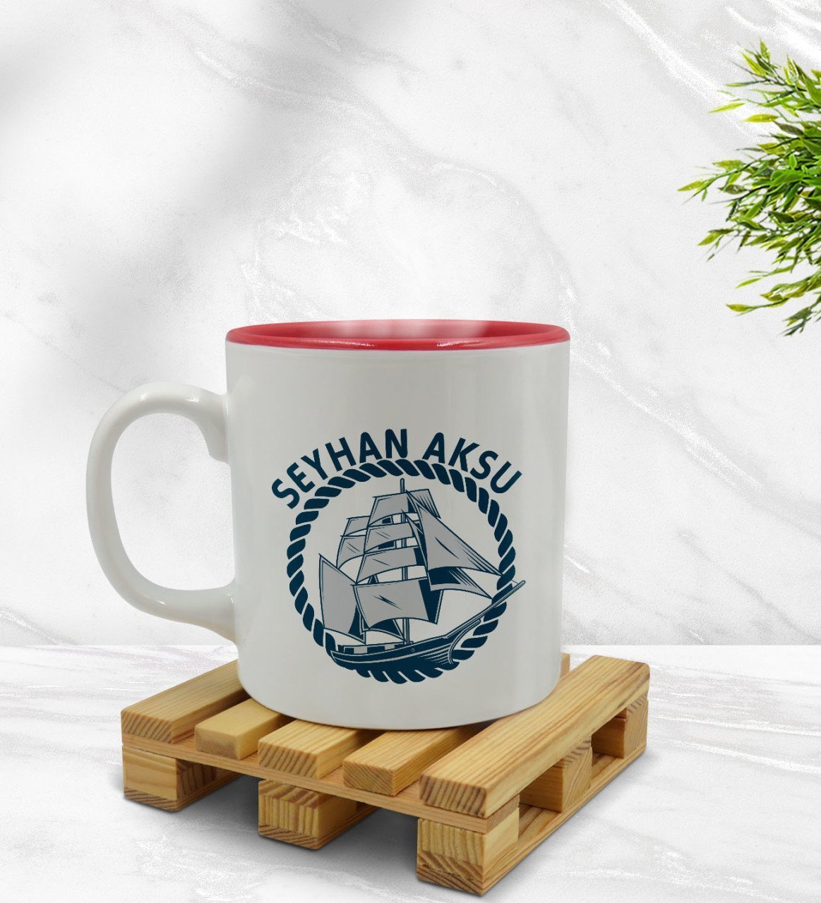 Kişiye Özel Gemi Tasarımlı İçi Kırmızı Renkli Kupa Bardak Model 1