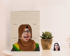 Kişiye Özel Kadın Arapça Öğretmeni Karikatürlü Otantik Masaüstü Ahşap Palet Çerçeve-3