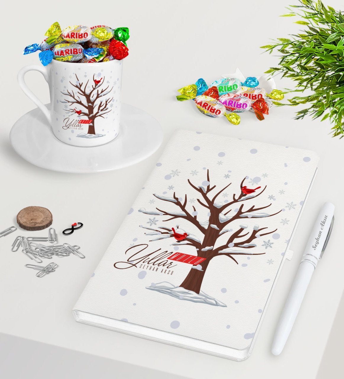 Kişiye Özel Yılbaşı Mutlu Yıllar Beyaz Defter Kalem Türk Kahvesi Fincanı ve Haribo Şeker Hediye Seti-25