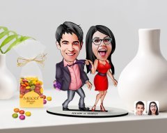 Kişiye Özel Sevgililer Karikatürlü 3D Ahşap Biblo ve Çikolatalı Renkli Bonbon Draje Hediye Seti-4