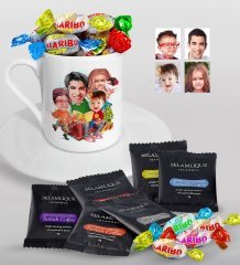 Kişiye Özel Yeni Yıl Aile Karikatürlü Türk Kahvesi Fincanı Selamlique Karışık Türk Kahvesi ve Haribo Şeker Hediye Seti-6