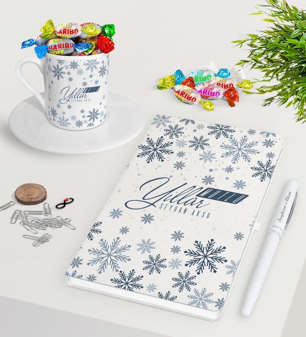 Kişiye Özel Yılbaşı Mutlu Yıllar Beyaz Defter Kalem Türk Kahvesi Fincanı ve Haribo Şeker Hediye Seti-17