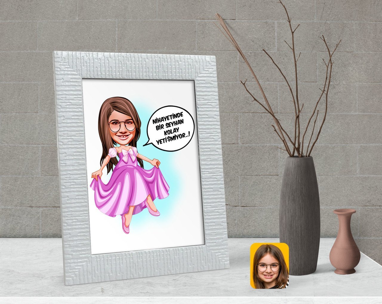 Kişiye Özel Kız Çocuk Kolay Yetişmiyor Karikatürlü Dekoratif Çerçeve-4