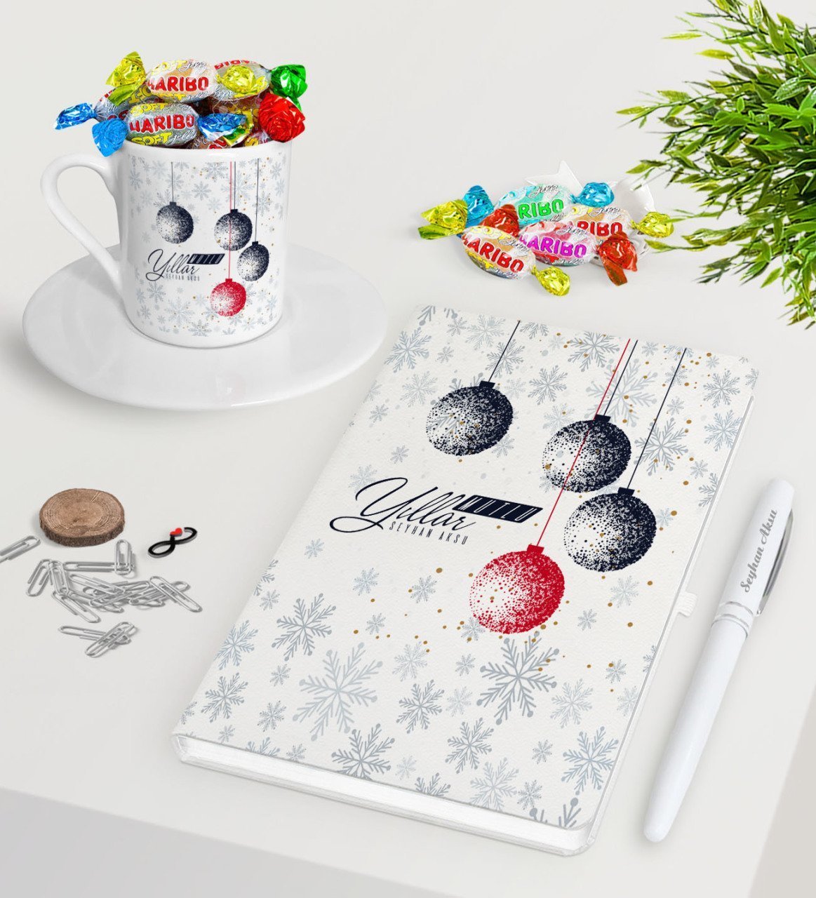 Kişiye Özel Yılbaşı Mutlu Yıllar Beyaz Defter Kalem Türk Kahvesi Fincanı ve Haribo Şeker Hediye Seti-13