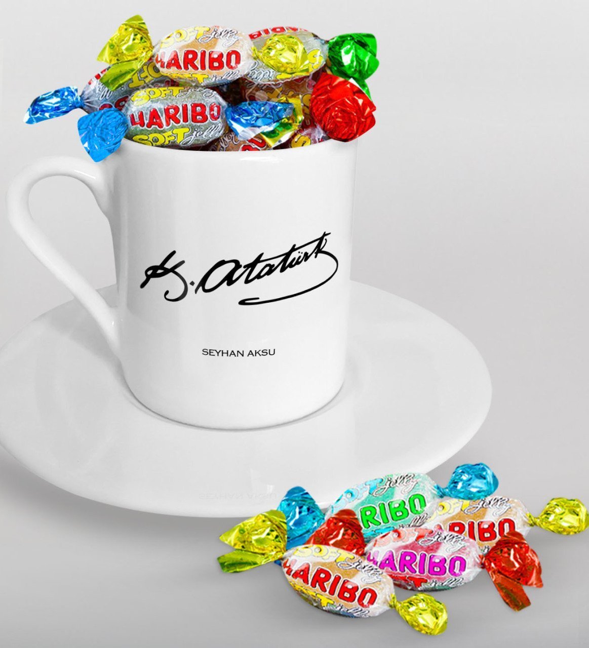 Kişiye Özel Atatürk İmzalı Türk Kahvesi Fincanı ve Haribo Şeker Hediye Seti-1