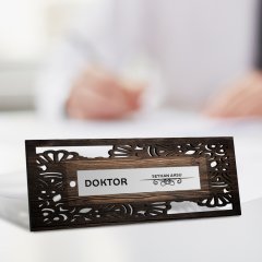 Kişiye Özel Mesleki Doktor Ahşap Masa İsimliği (Model L9)