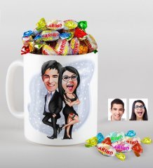 Kişiye Özel Sevgililer Karikatürlü Kupa ve Haribo Şeker Hediye Seti-6