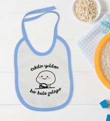 BK Kids Bir Bela Geliyor Tasarımlı Mavi Bebek Mama Önlüğü-1