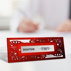 Kişiye Özel Mesleki Doktor Ahşap Masa İsimliği (Model L3)