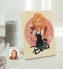 Kişiye Özel İsimli Kadın Kuaför Karikatürlü Dekoratif Ahşap Çerçeve Model 3
