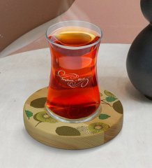 Kişiye Özel Kivi Tasarımlı Doğal Ahşap Tabaklı Heybeli Çay Bardağı Model 1