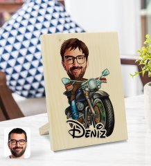 Kişiye Özel İsimli Erkek Motorcu Karikatürlü Dekoratif Ahşap Çerçeve Model 2