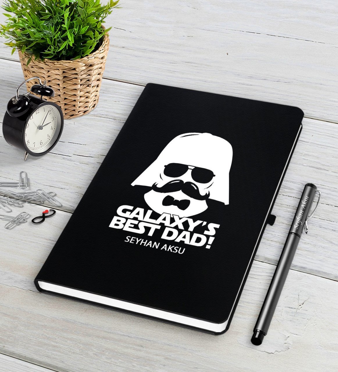 Kişiye Özel Galaksinin En İyi Babası Siyah Defter Kalem Seti
