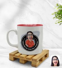 Kişiye Özel Kadın Nihayetinde Karikatürlü İçi Kırmızı Renkli Kupa Bardak Model 3