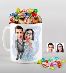 Kişiye Özel Evleniyoruz Karikatürlü Kupa ve Haribo Şeker Hediye Seti-5