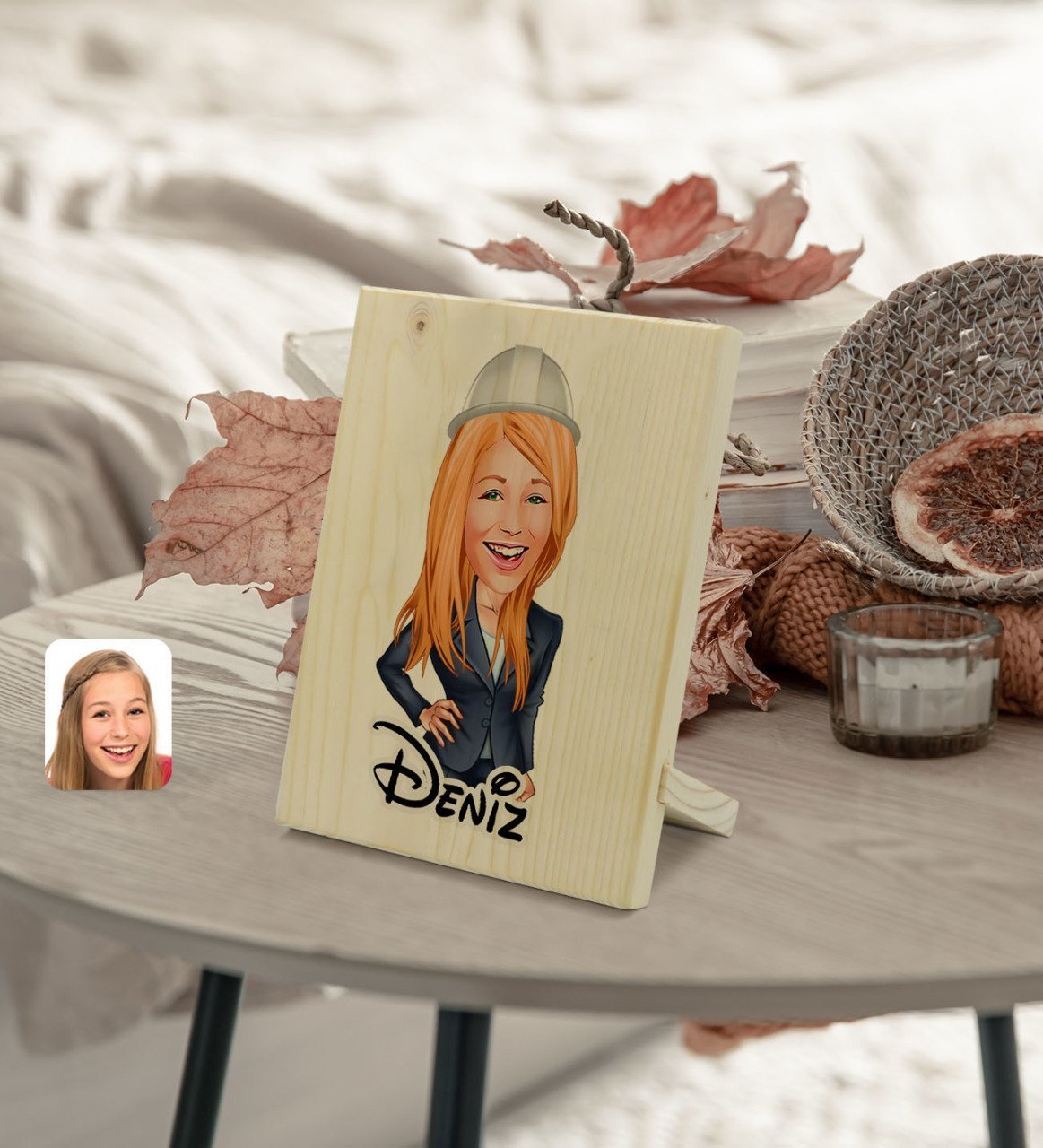 Kişiye Özel İsimli Kadın Mühendis Karikatürlü Dekoratif Ahşap Çerçeve Model 1