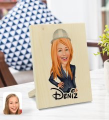 Kişiye Özel İsimli Kadın Mühendis Karikatürlü Dekoratif Ahşap Çerçeve Model 1