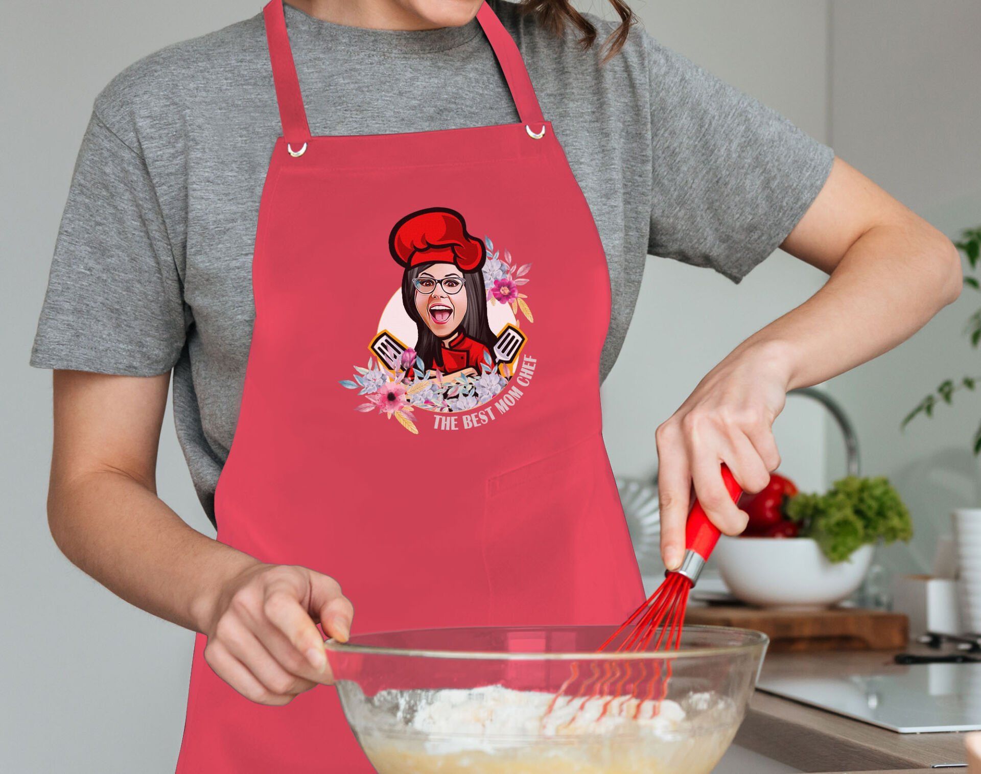 BK Gift Kişiye Özel Anneler Günü Karikatürlü Profesyonel Kırmızı Mutfak Önlüğü, Aşçı Önlüğü, Şef Önlüğü, Arkadaşa Hediye-9