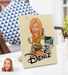 Kişiye Özel İsimli Kadın Muhasebeci Karikatürlü Dekoratif Ahşap Çerçeve Model 1