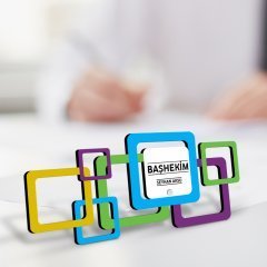Kişiye Özel Mesleki Başhekim Ahşap Masa İsimliği (Model J1)
