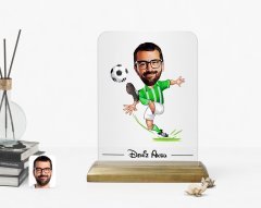 Kişiye Özel Erkek Yeşil Beyaz Futbolcu Karikatürlü Ahşap Standlı Çerçeve
