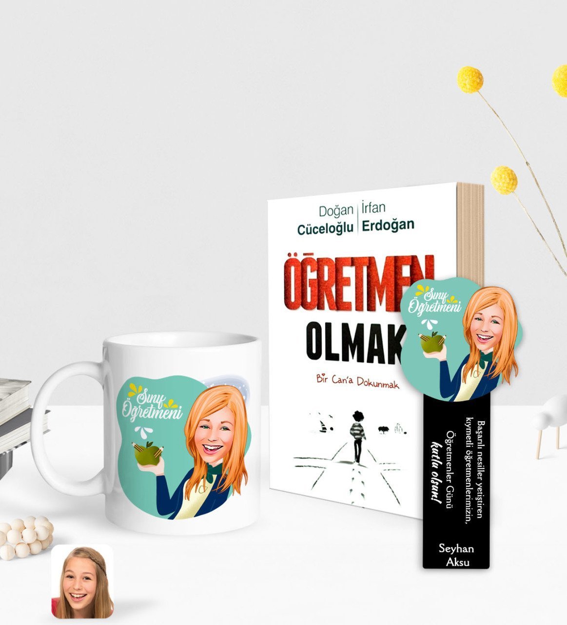 Kişiye Özel Kadın Sınıf Öğretmeni Karikatürlü Beyaz Kupa Ahşap Kitap Ayracı ve Öğretmen Olmak Kitabı Hediye Seti-1