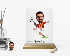 Kişiye Özel Erkek Sarı Kırmızı Futbolcu Karikatürlü Ahşap Standlı Çerçeve