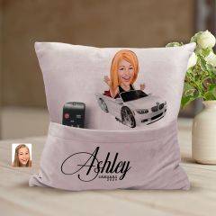 BK Gift Kişiye Özel Anne Karikatür Tasarımlı Organizer Kumanda ve Atıştırmalık Cepli Pembe Kırlent Yastık-3 Arkadaşa Hediye, Cepli Yastık