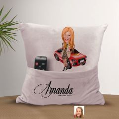 BK Gift Kişiye Özel Anne Karikatür Tasarımlı Organizer Kumanda ve Atıştırmalık Cepli Pembe Kırlent Yastık-2 Arkadaşa Hediye, Cepli Yastık