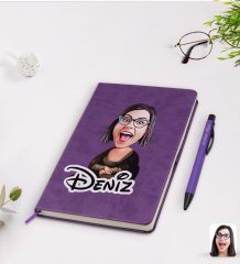 Kişiye Özel Mona Lisa Karikatürlü Mor Termo Deri Defter Kalem Seti Model 1