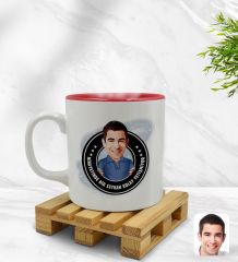Kişiye Özel Erkek Nihayetinde Karikatürlü İçi Kırmızı Renkli Kupa Bardak Model 3