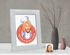 Kişiye Özel Kadın Chef Kolay Yetişmiyor Karikatürlü Dekoratif Çerçeve-1