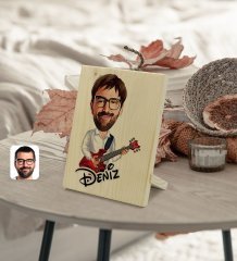 Kişiye Özel İsimli Erkek Gitarist Karikatürlü Dekoratif Ahşap Çerçeve Model 2