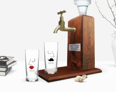 Kişiye Özel Renkli Baskılı Picasso Figürlü Tasarımlı İkili Rakı Bardağı ve Ahşap Rakı Standı Hediye Seti-1