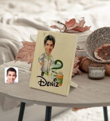 Kişiye Özel İsimli Erkek Eczacı Karikatürlü Dekoratif Ahşap Çerçeve Model 2