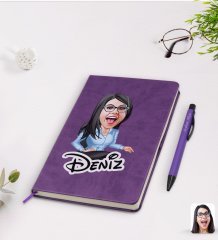 Kişiye Özel Kadın Patron Karikatürlü Mor Termo Deri Defter Kalem Seti Model 5