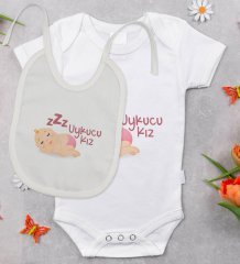 BK Kids Uykucu Kız Tasarımlı Bebek Body Zıbın ve Mama Önlüğü Hediye Seti - Model 1