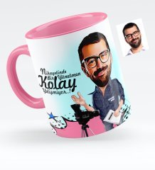 Kişiye Özel Bay Yönetmen Karikatürlü Pembe Kupa Bardak - 1