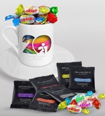 BK Gift Kişiye Özel 2023 Mutlu Yıllar Türk Kahvesi Fincanı Selamlique Karışık Türk Kahvesi ve Haribo Şeker Hediye Seti-11