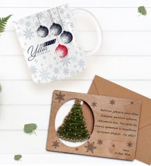 Kişiye Özel Happy New Year Kupa Bardak ve Retro Ahşap Yılbaşı Tebrik Kartı Hediye Seti-8A