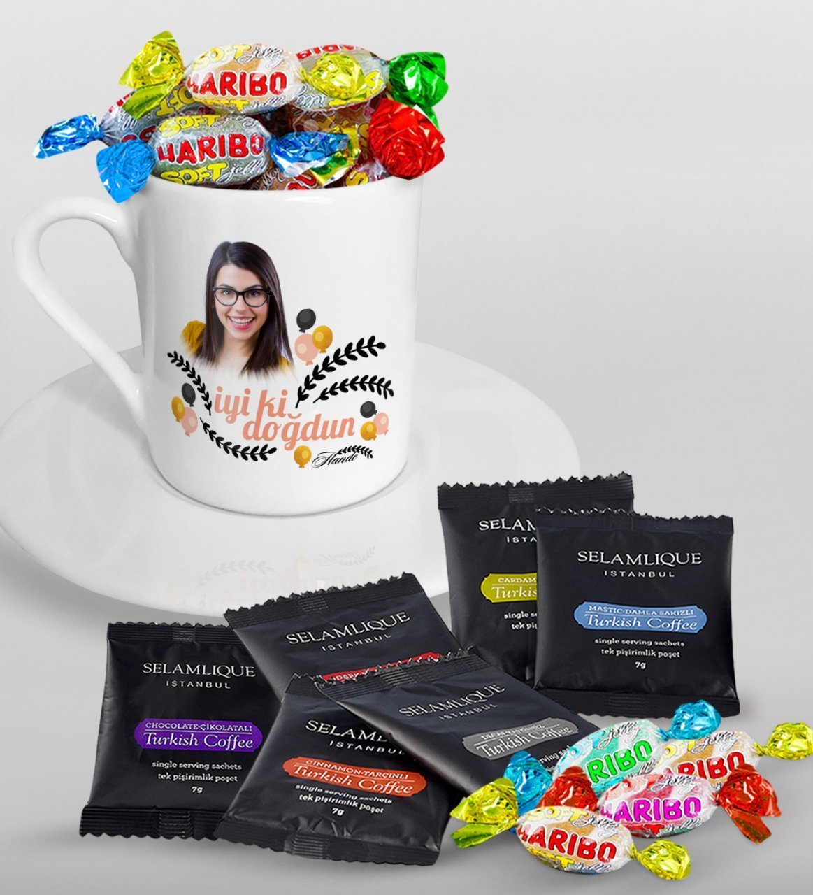 Kişiye Özel Fotoğraflı Doğum Günü Türk Kahvesi Fincanı Selamlique Karışık Türk Kahvesi ve Haribo Şeker Hediye Seti-9