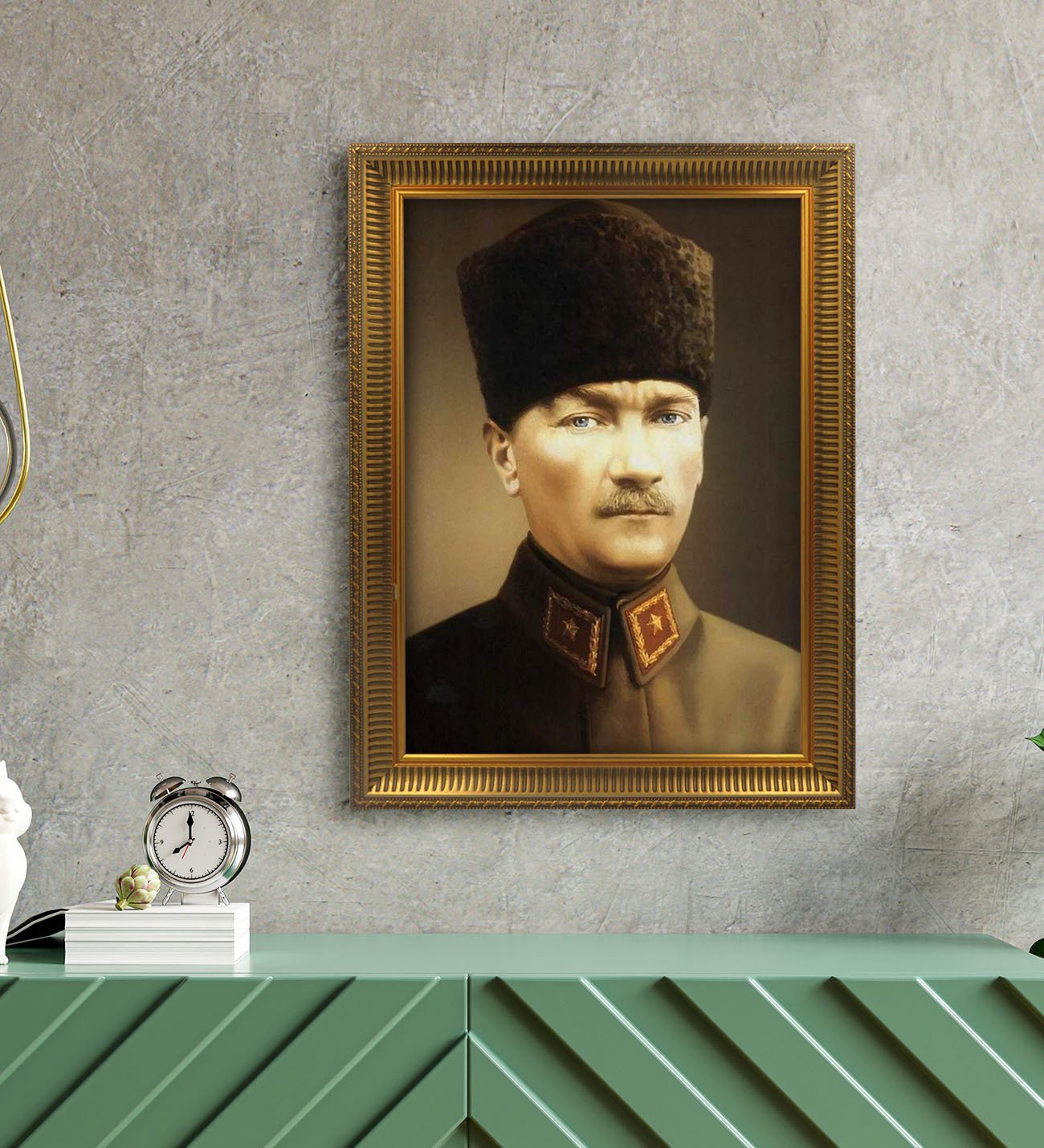 Altın Yaldız Çerçeveli A3 Atatürk Tablosu - 25