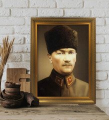 Altın Yaldız Çerçeveli A3 Atatürk Tablosu - 25