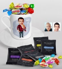 Kişiye Özel Baba Oğul Karikatürlü Türk Kahvesi Fincanı Selamlique Karışık Türk Kahvesi ve Haribo Şeker Hediye Seti-3